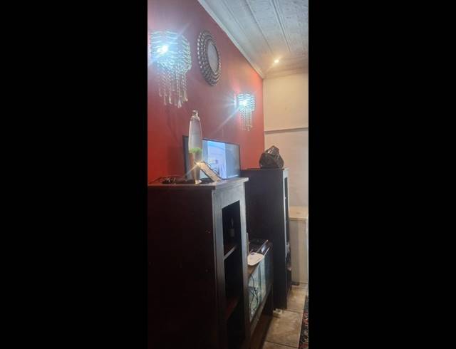 2 BEDROOM PROPERTY TO RENT IN KENSINGTON